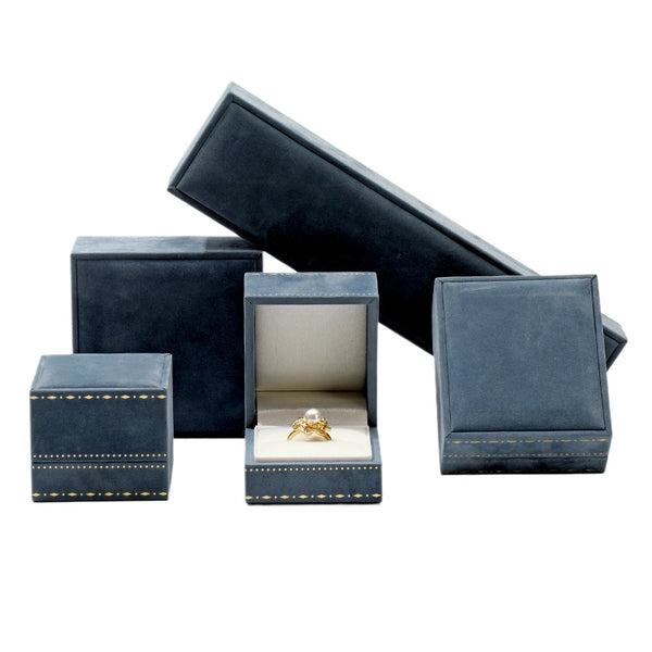 High-end lace jewelry packaging box, paper flocking ring pendant bracelet box, right angle jewelry packaging box, jewelry box.